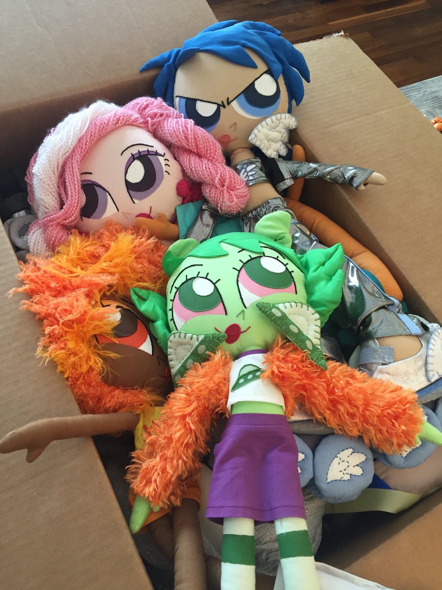 Fyre_flye's tweet photo. My girls home at last after years and years in show rooms and storage. #HANDMADEBITCHES! #aLOTofwork https://t.co/wGV8fGTiIS