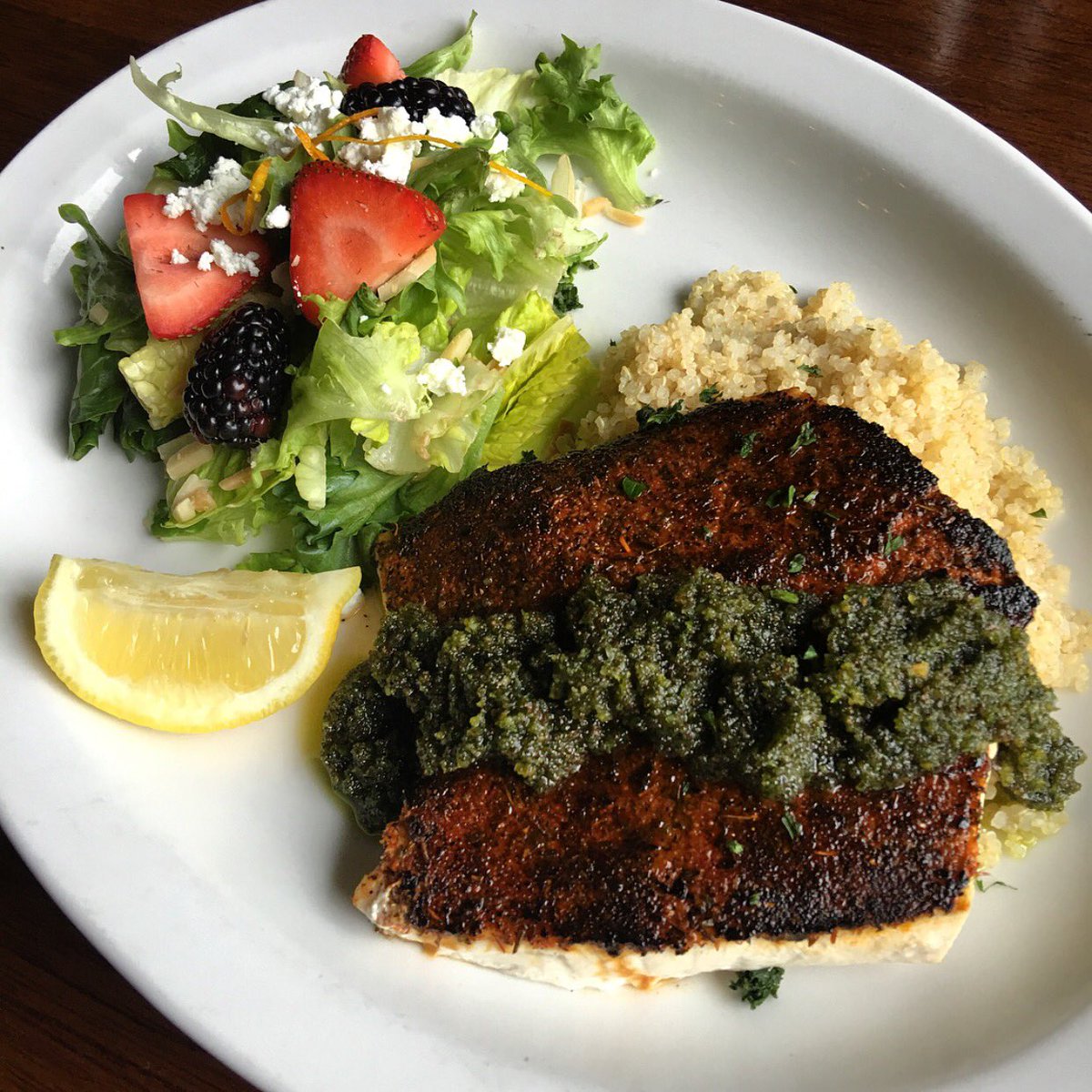 FIVEchattanooga's tweet photo. Tonight's Gulf Catch: blackened Cobia from @harbordocks over Roasted Poblano Quinoa w/Cilantro Almond Pesto #eatFIVE https://t.co/4zqSXiHEgE