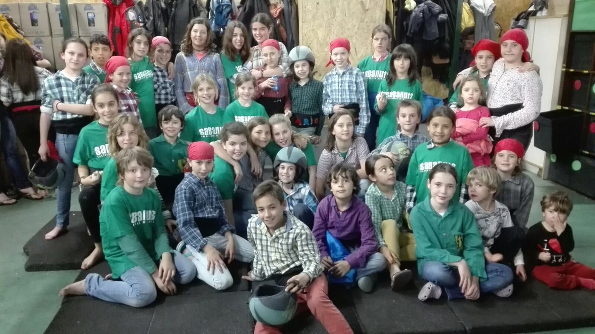 La canalla compleix! #assaigdelamic #sabadell #castellers #saballuts #fotodeldia #persabadell