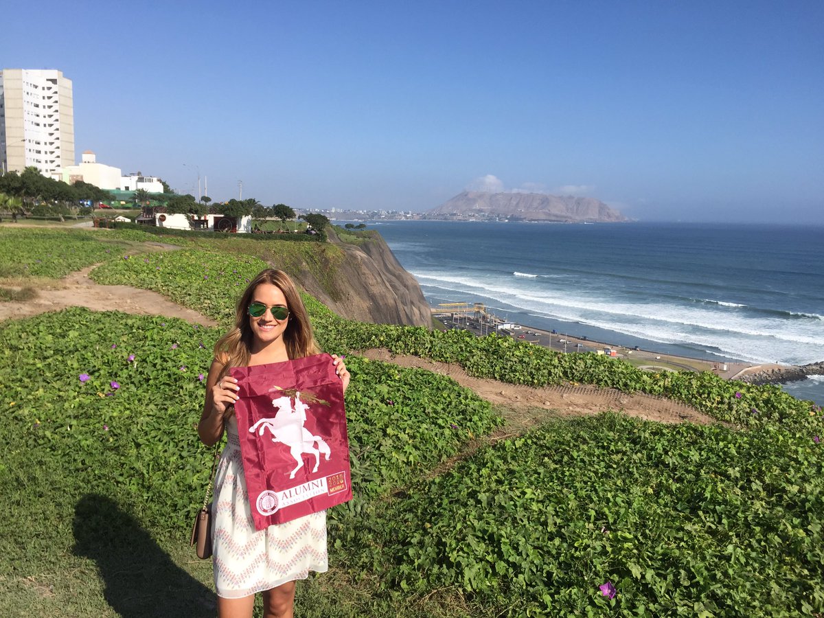 StephStevens09's tweet photo. Go Noles from Lima, Peru!! 🇵🇪❤️ #FSUFlagEnvy #limaperu #wheredoyouwaveyours @FSUAlumni https://t.co/GwAOrdBqFW