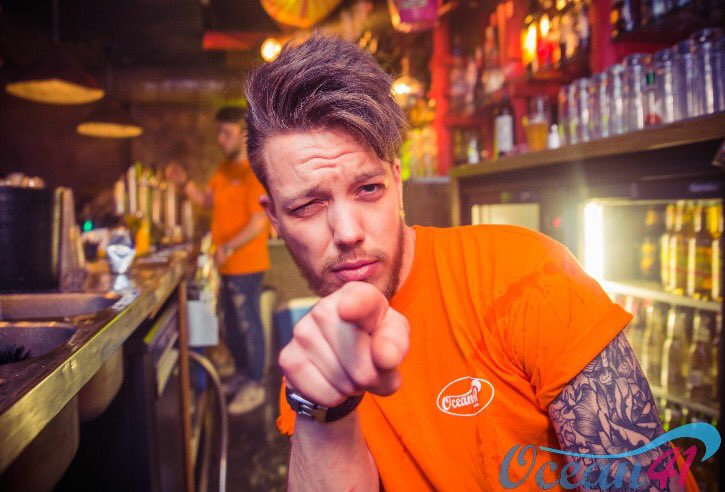BcOcean41's tweet photo. En we zijn lossss! Freaky Friday met @bfunkdj en de Famous Ocean-crew! https://t.co/8MKJAMbMIp