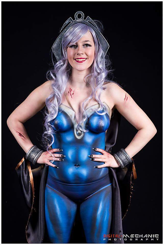 MidlandsBP's tweet image. Going blue for #LeicesterCity #theblues #filbertfox #LCFC #bodyart #paintedmodel #digimechanic