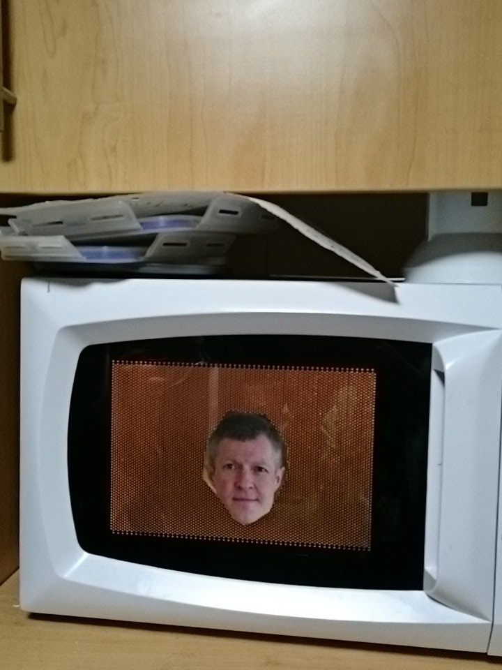 lesthepanda's tweet photo. @willie_rennie our microwave supports you Willie! What's your favourite ready meal? #inwilliewetrust #votewillie https://t.co/9nni7hLMZo