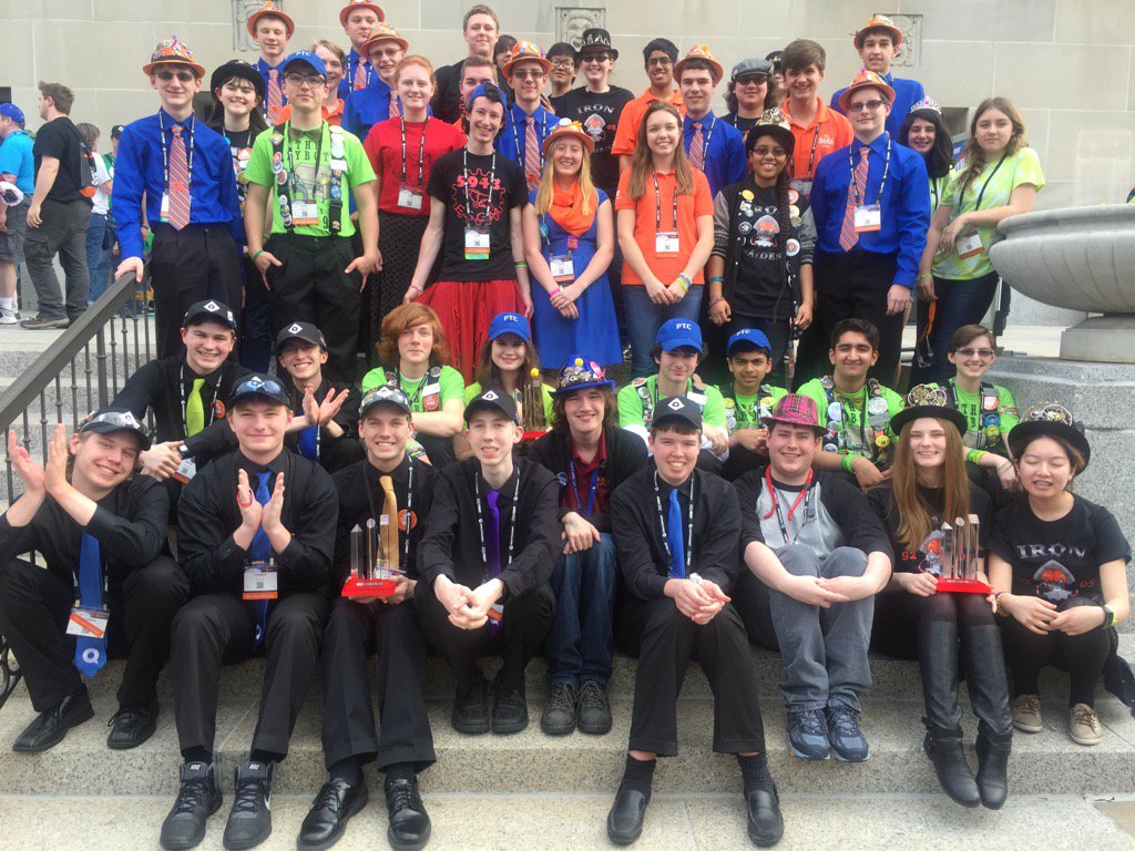ftchd8686's tweet photo. This one's for @HighTechKids! GO MN! #FIRSTChamps @Lazybotts @IronMaidensFTC @RobotSquadMN @TheQisSilqent @FTC5943 https://t.co/TdyxOTNxNc
