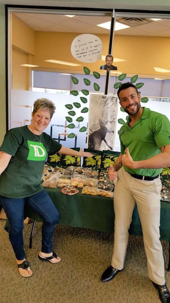 PardeepNatt's tweet photo. KC 's having a a blast with FEF!🌿🍃🌳🌼 #unbeLEIvablemb @NicholaDouse_TD @CarlaWaldmo @MasFukumoto @BrianGervais_TD https://t.co/qI2efDASTt