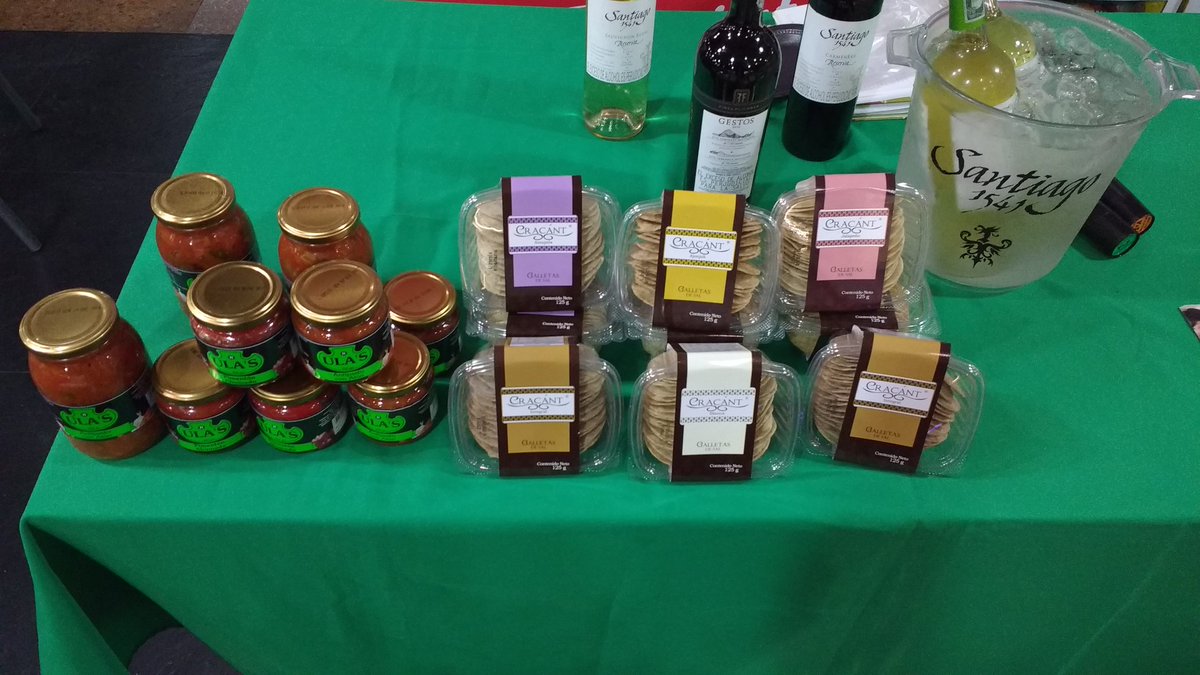 MuaCracant's tweet photo. Ya estamos listos para dar comienzo a nuestra cata de vinos en Carulla Rincón de la Colina #Cracant https://t.co/FBpzus7Y1i