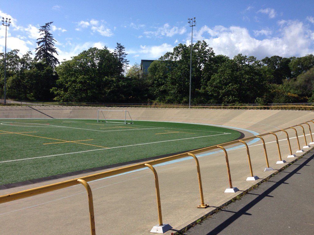 Velonator's tweet image. Great day to be at the velodrome! Come out for a training session this evening 6:00-8:00