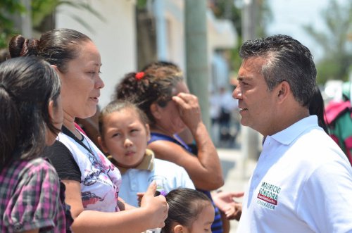 dnnoticiasmx's tweet photo. En QRoo todos los niños podrán cumplir sus sueños: MG... @StaffMauricio @CinthyaOsorioG https://t.co/Ydb0LvxAMj https://t.co/DIA6eJfa3t