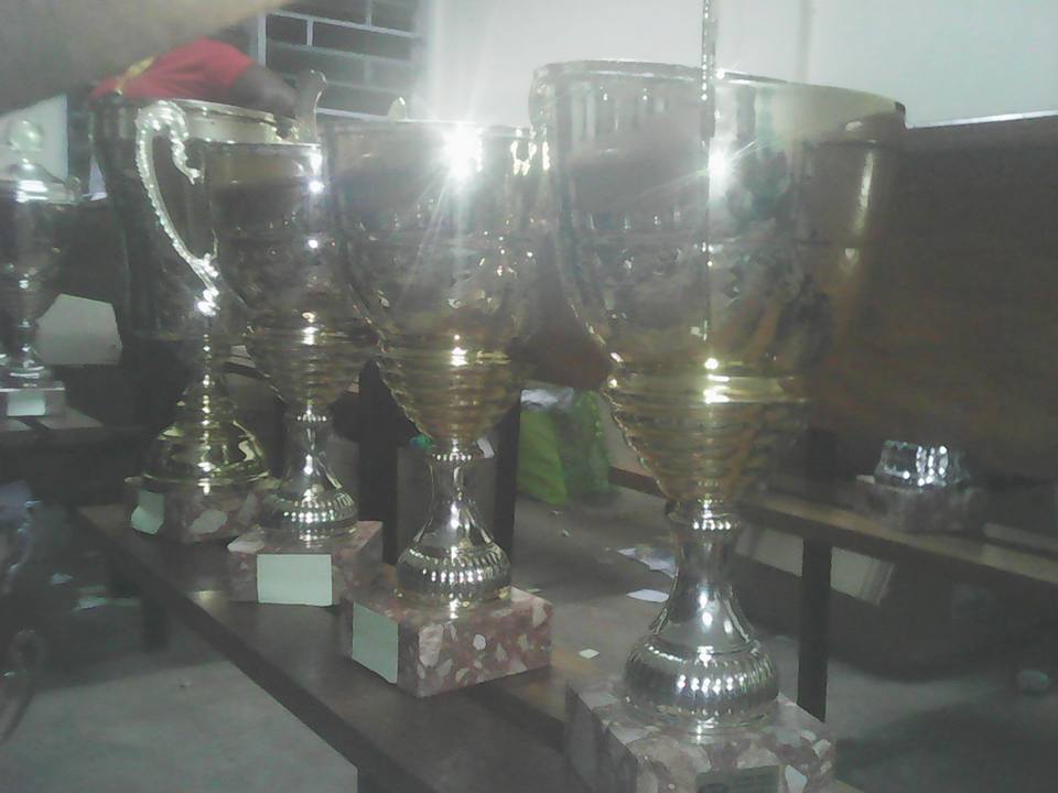 SOAGAMES2016's tweet photo. La Fenasu rassure: Les trophées sont prêts et attendent les champions.
#JU2016 https://t.co/1lXdDFL12z