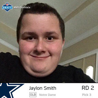 zbt99aet's tweet photo. Here's my #NFLDraftFace! Show me yours with Fan Mobile Pass - NFL Draft @dallascowboys https://t.co/C32tdE6UvB
