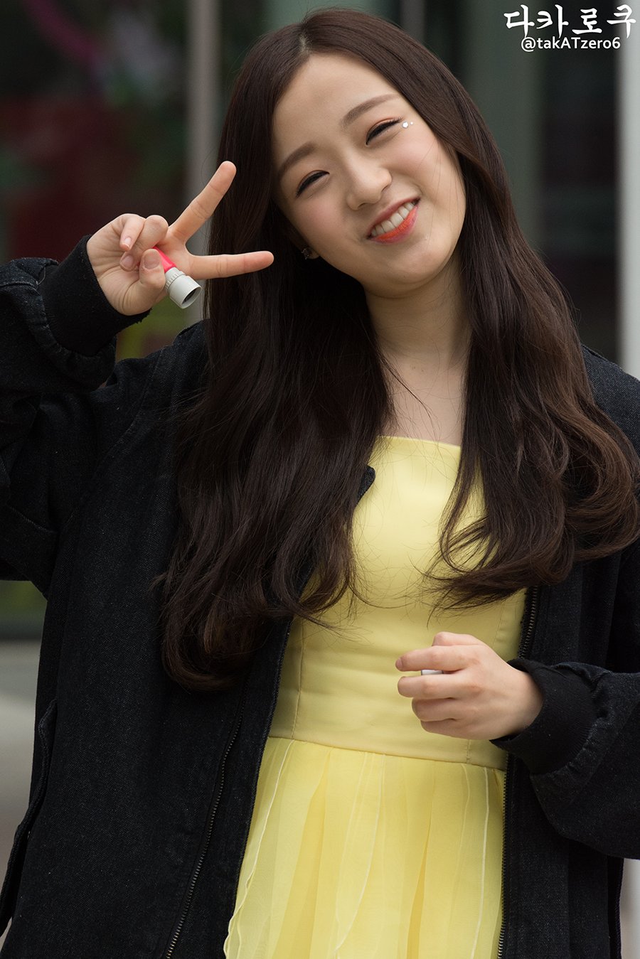 ChQ2tTCUoAAmEET.jpg:orig