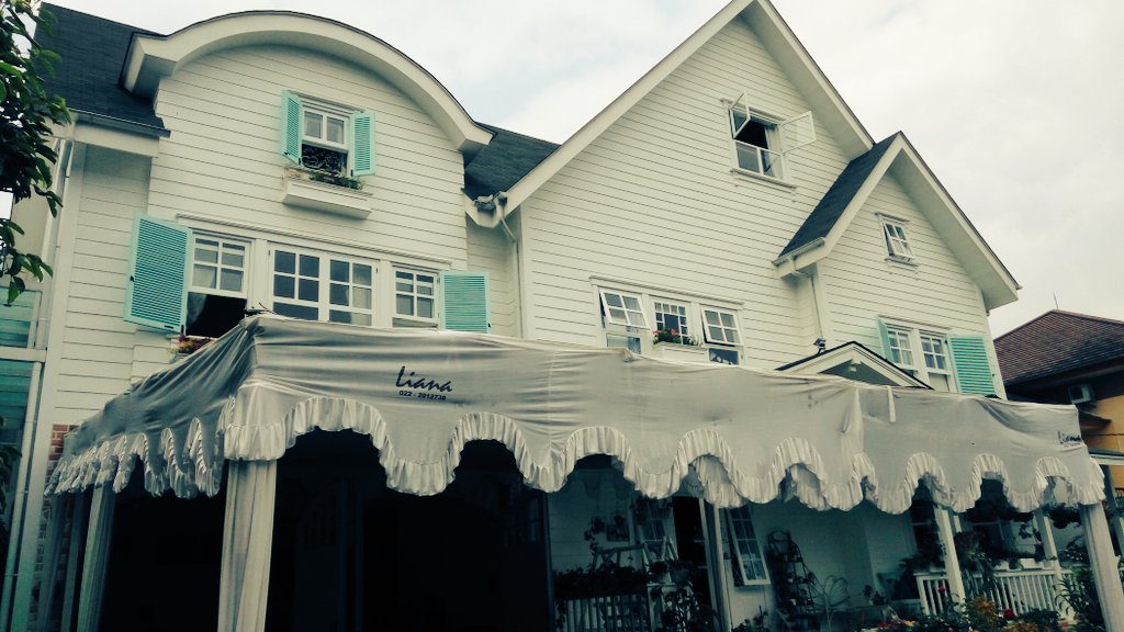 treehousebdg's tweet image. Syukuran rumah ibu frieda natalia &amp;amp; herry sastoyo catering by @treehousebdg @kupubistrobdg