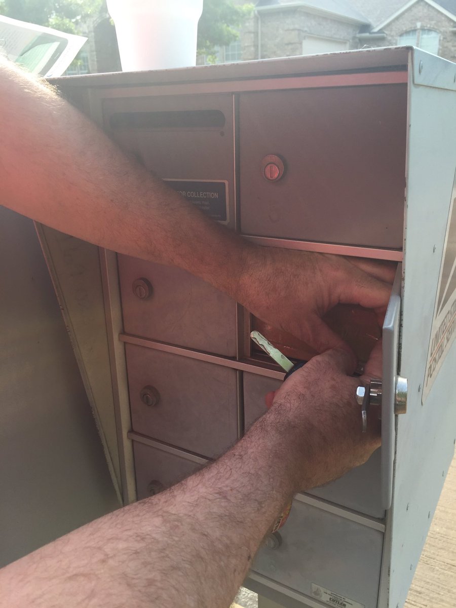 shanna1966's tweet photo. Seriously Mr. Postman! I spent 10 minutes trying to pull it out of mailbox and then put hubby on it!! https://t.co/c1Kk4PRFvN
