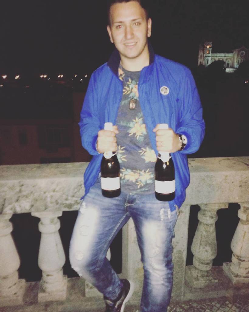 festivalhoppers's tweet photo. +19💎😎
#hydration #bags #edm #edc #ultra #UMF #MMV #electricdaisycarnival #edcVegas #hardwell #nervo #kaskade #pasqu… https://t.co/0Vm3ZmU0FS