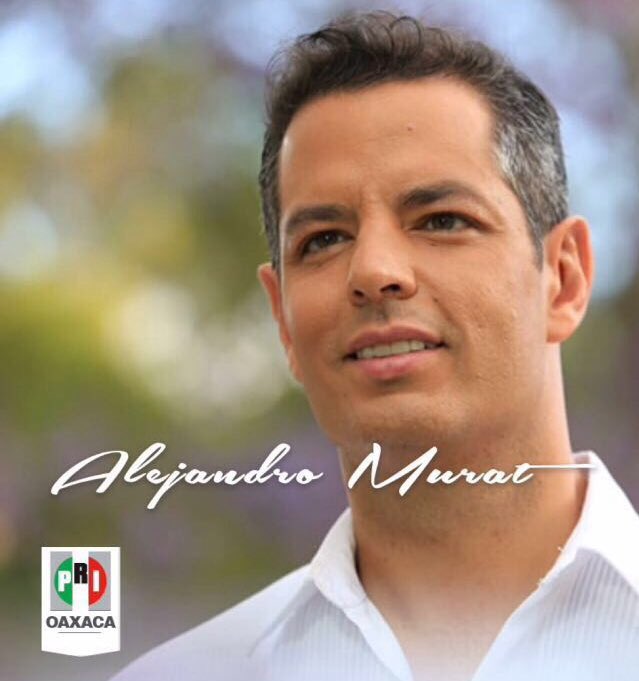 _AvilesAlvarez's tweet photo. @alejandromurat propone seguros para los policías y salarios bien pagados para una mejor red de seguridad en #Oaxaca https://t.co/x0ebEbRwk1