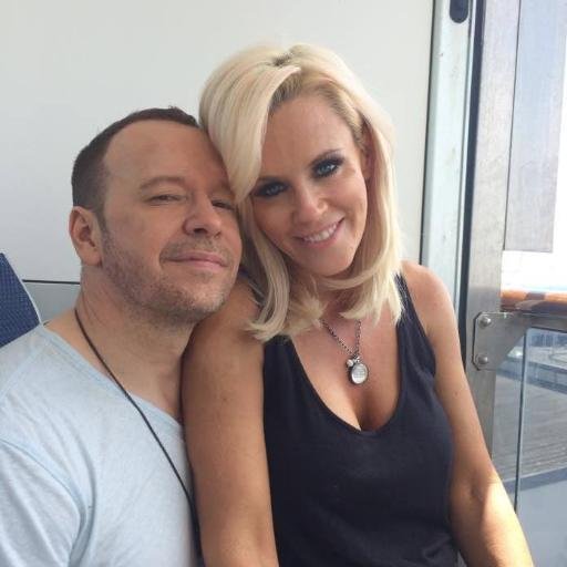 WwJKsACRockDiva's tweet photo. @JennyMcCarthy #MissYouMuch Sweet #Jenny IM So #Tankful4U Everyday #Hope To #Meet You Someday #Much #LOVE #JUGSXx https://t.co/aZ31LCWttV