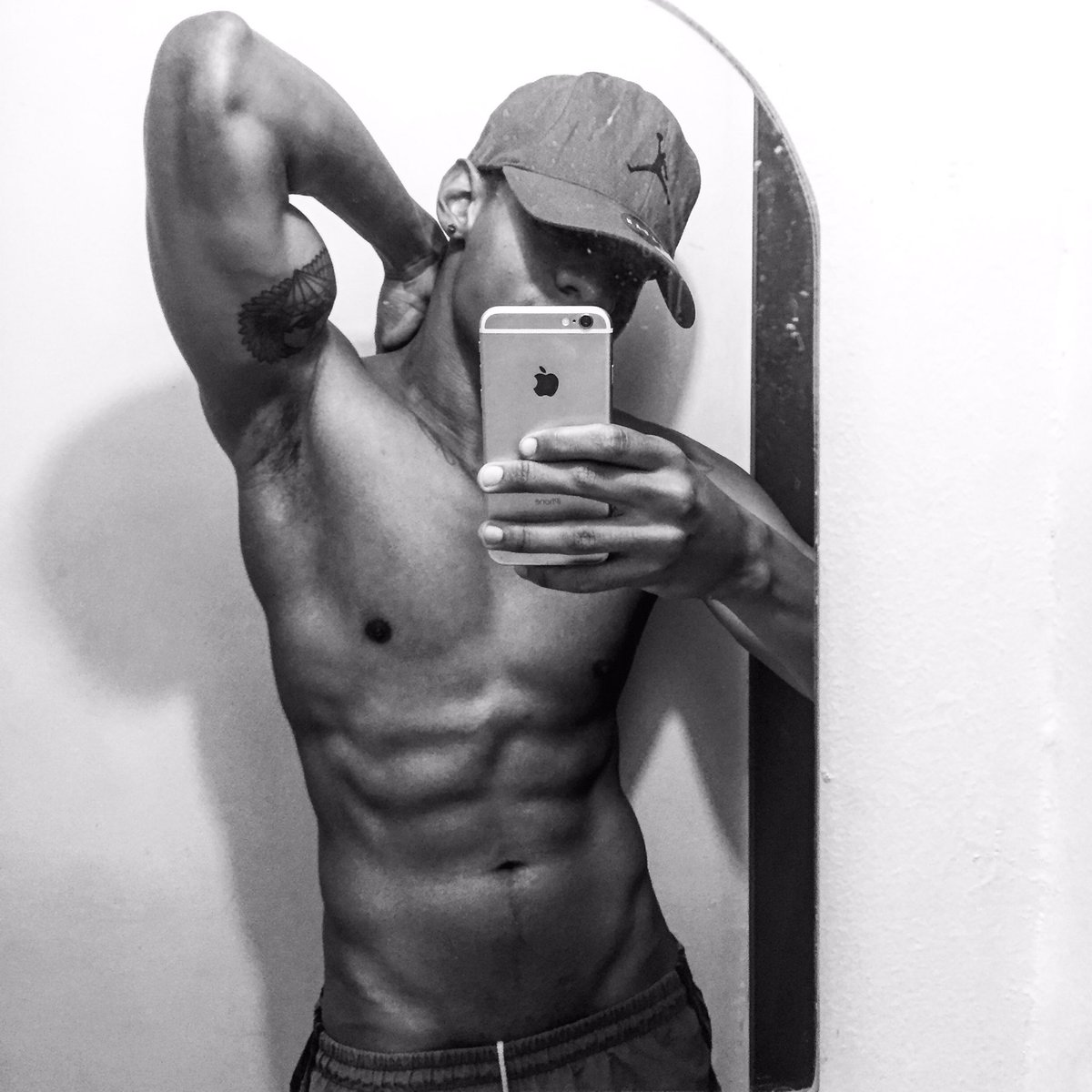 litowii's tweet photo. Bad nigga https://t.co/pcrh4jsfx9