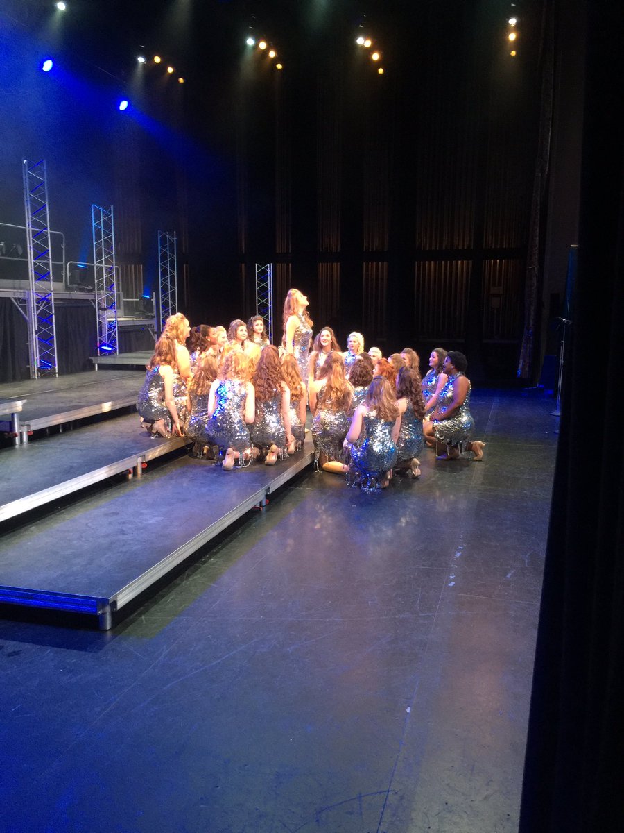MsidePerfArts's tweet photo. #FAMEfinals @showchoirs https://t.co/v2S705Rvmx