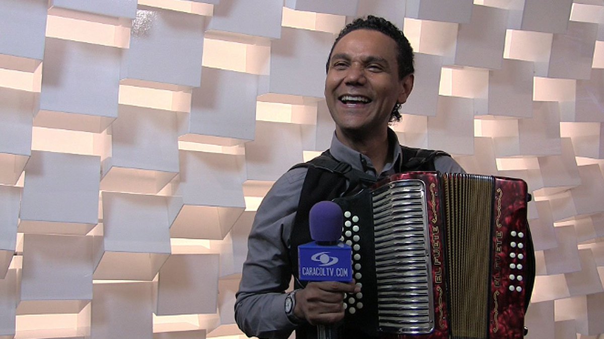 “No es por ser arrogante, pero yo estoy seguro de lo que tengo”: #ÉibarGutiérrez buff.ly/23fnM94