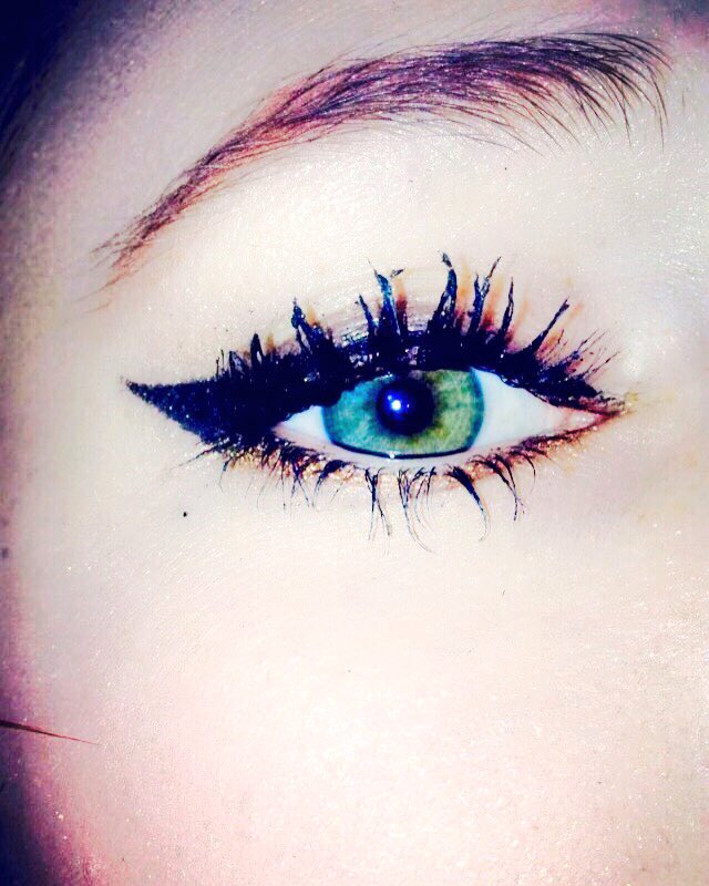 makeupbyRed's tweet photo. #makeupbyRed https://t.co/yU2vwtCguS