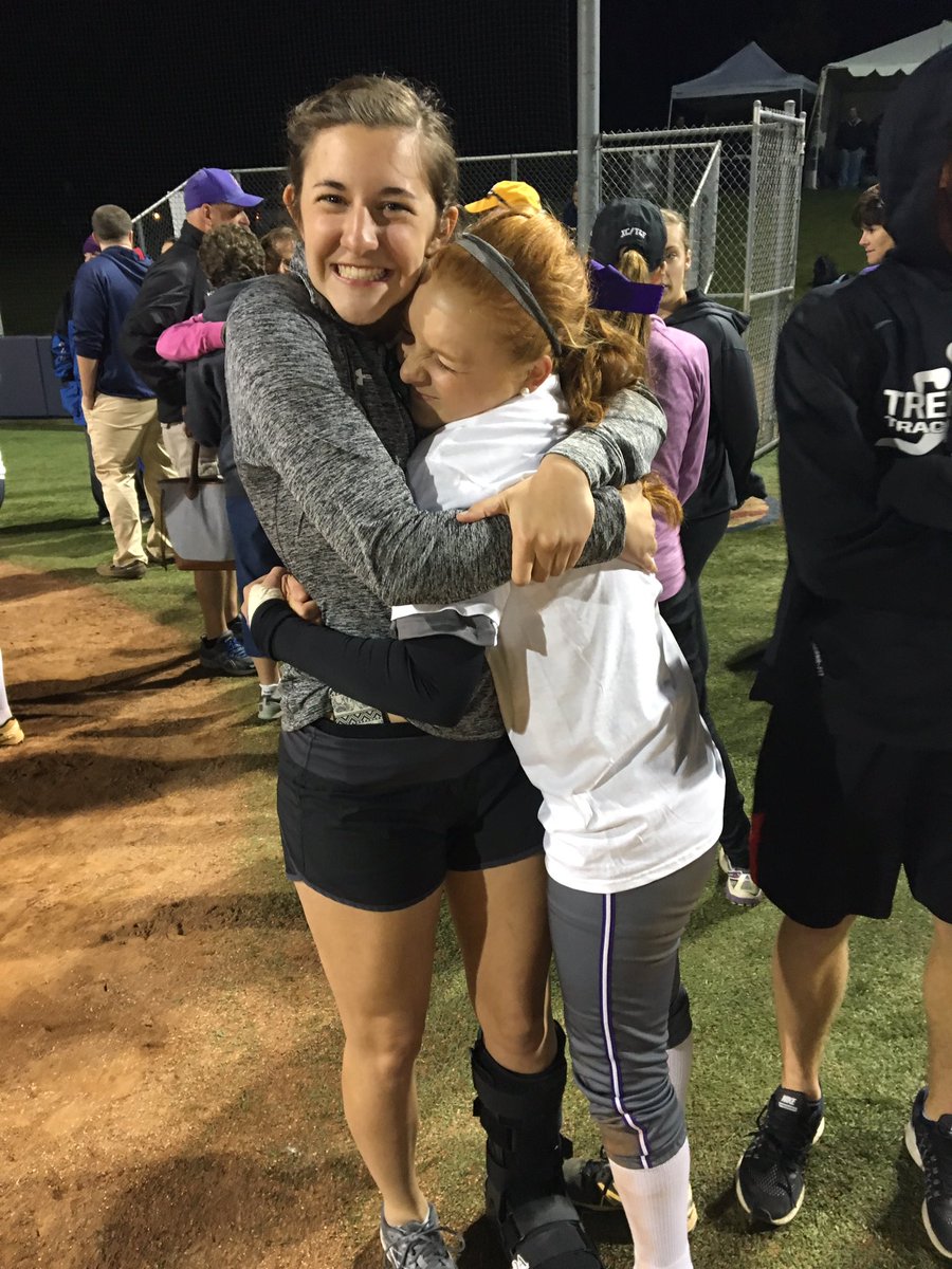 sydneyburdge's tweet photo. Watched my best friend win GMAC today #blessed 💜 https://t.co/Wk5mSpdvEy