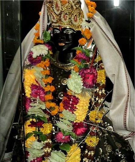 avichal_mishra's tweet photo. नमस्ते सर्वभक्षाय बलीमुख नमोस्तुते।
सूर्यपुत्र नमस्तेस्तु भास्करेअभयदाय च॥
ओम शम शनिचराय नमः
सुप्रभात... https://t.co/jS9nB0JSOr