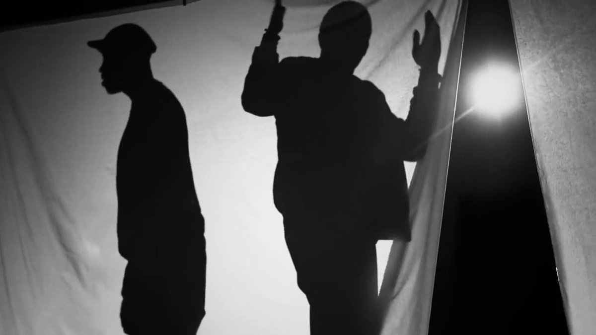 radz2's tweet photo. This is 🔥!! SHEESH ✌💣 NEW VID #SameShame @RonGilmoreJr ft @omen 👌👏 @Nic_Stark  @OGmookfiend

https://t.co/Sr4j2jPS70 https://t.co/pofkQnbsDD