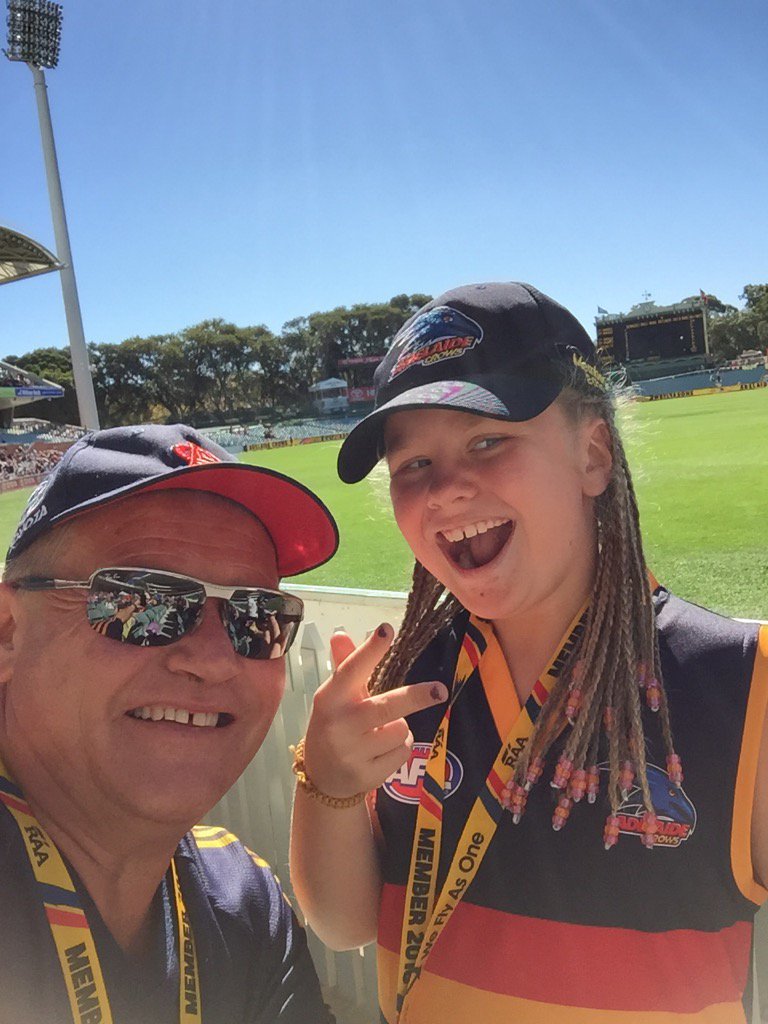 PeterLStevens's tweet photo. All set for a big game!!! Go Crows!!! #CrowsFreo #Weflyasone https://t.co/xQhhIWn9I9