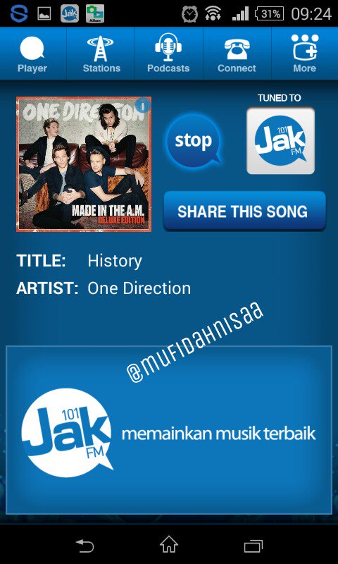 Makin seru kaaaan dengerin #JAKstreaming yaiyalah.. Lagunya keren2 🙌