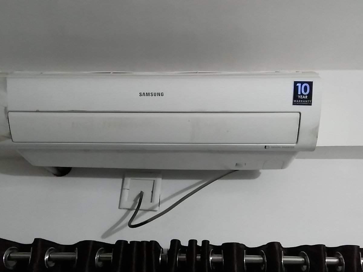 janidipak40's tweet photo. @Samsung_IN hello friend don't buy Samsung AC.his quality is 3rd class.not working good..every time maintenance. https://t.co/h2A0srsd37