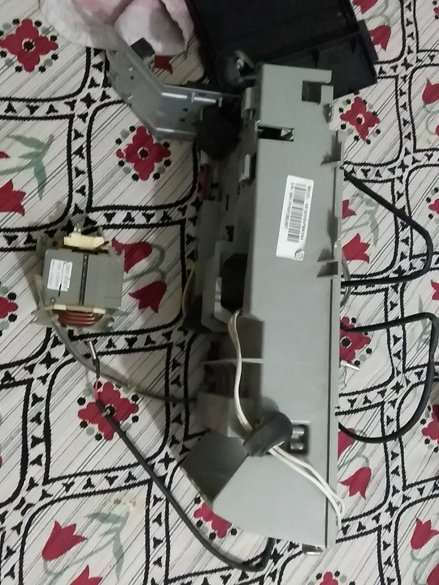 janidipak40's tweet photo. @Samsung_IN hello friend don't buy Samsung AC.his quality is 3rd class.not working good..every time maintenance. https://t.co/h2A0srsd37