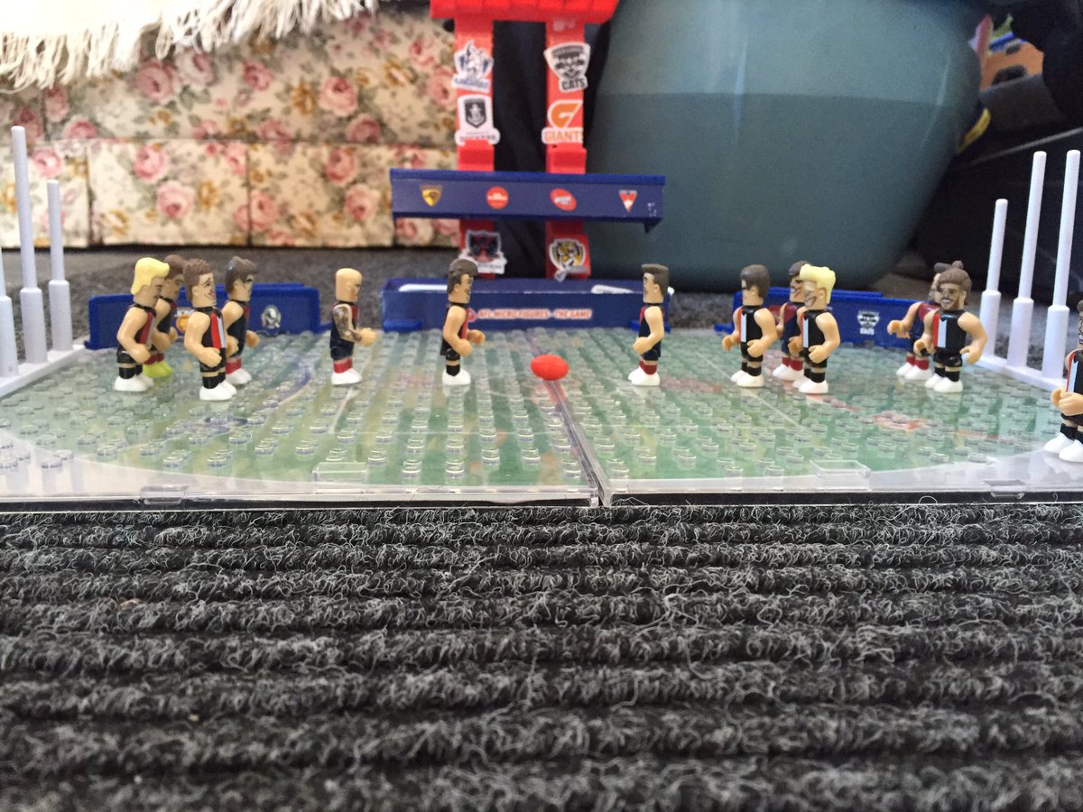 mxridr109's tweet photo. @AFLMicroFigures Dee's v saints ready to go micro style https://t.co/GiFX0ALEMy
