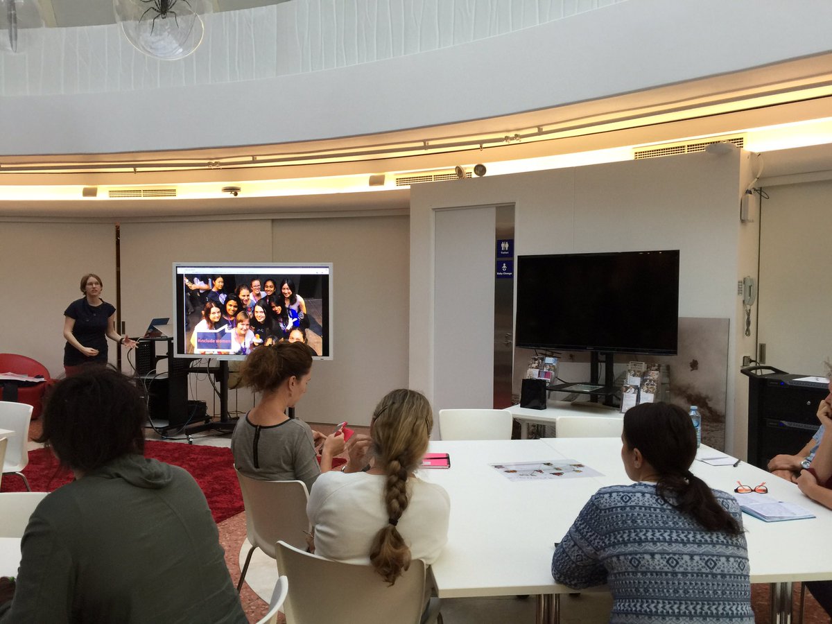 Bibliothecaire3's tweet image. @nickyringland #teachlearn16