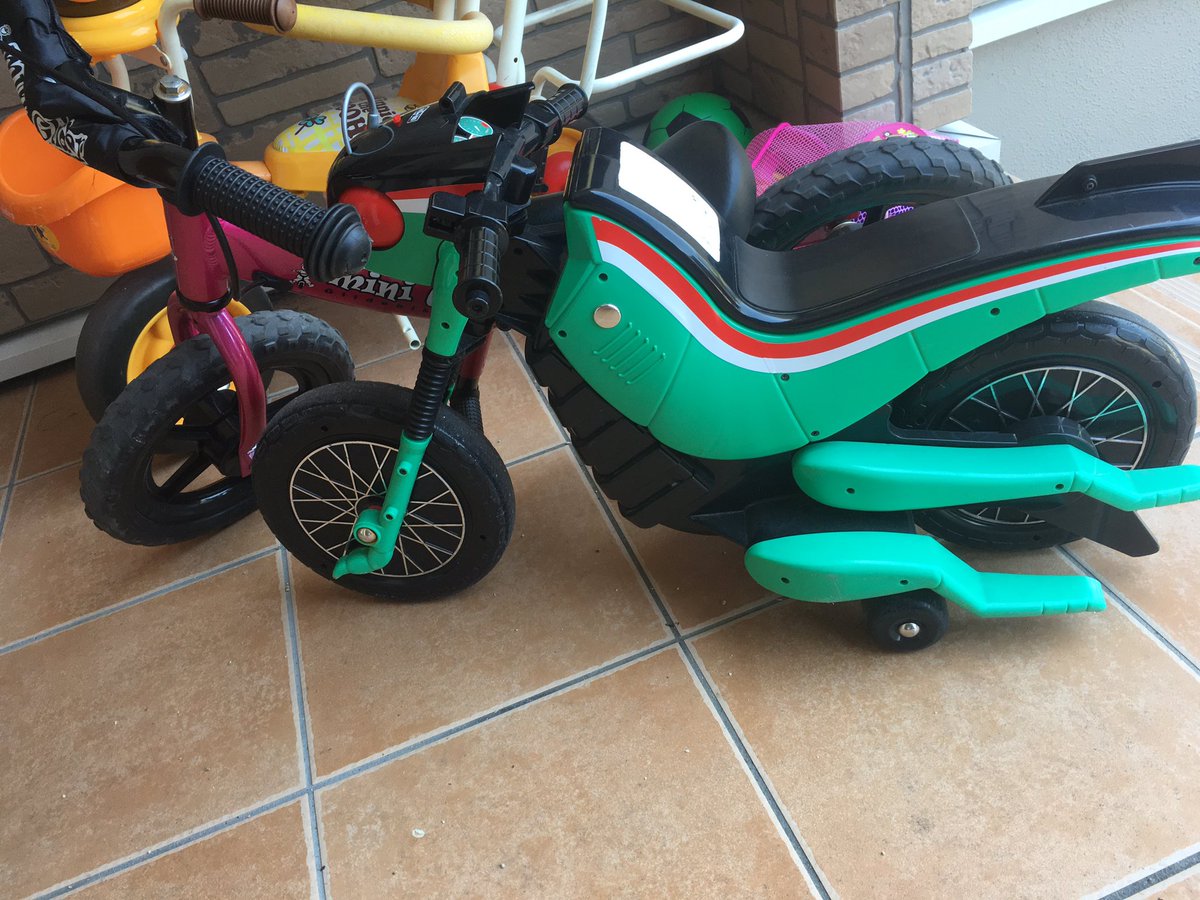 仮面ライダーブラック バトルホッパー 乗用 バンダイ - メルカリ