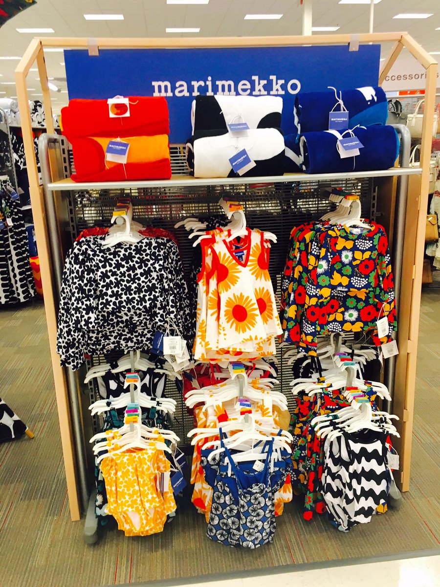roxyvmtl's tweet photo. #MarimekkoForTarget #T1458 Top5SalesComp in #G392PERKS #Remerch @iBryRobertson @Jonathan_SYoung @therealdmck #VMTL https://t.co/U5hNU1xTNW
