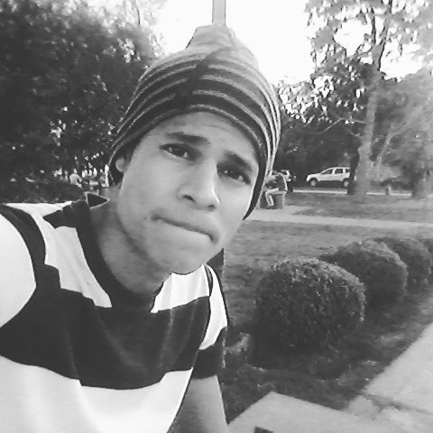 yetzhua's tweet photo. Plaza de Benavidez. https://t.co/p92y0qoWtP