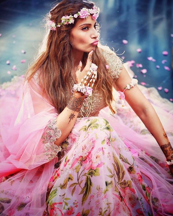 FlickzTimeMedia's tweet photo. #BipashaBasu #Bollywood https://t.co/e4wnYkPKnE