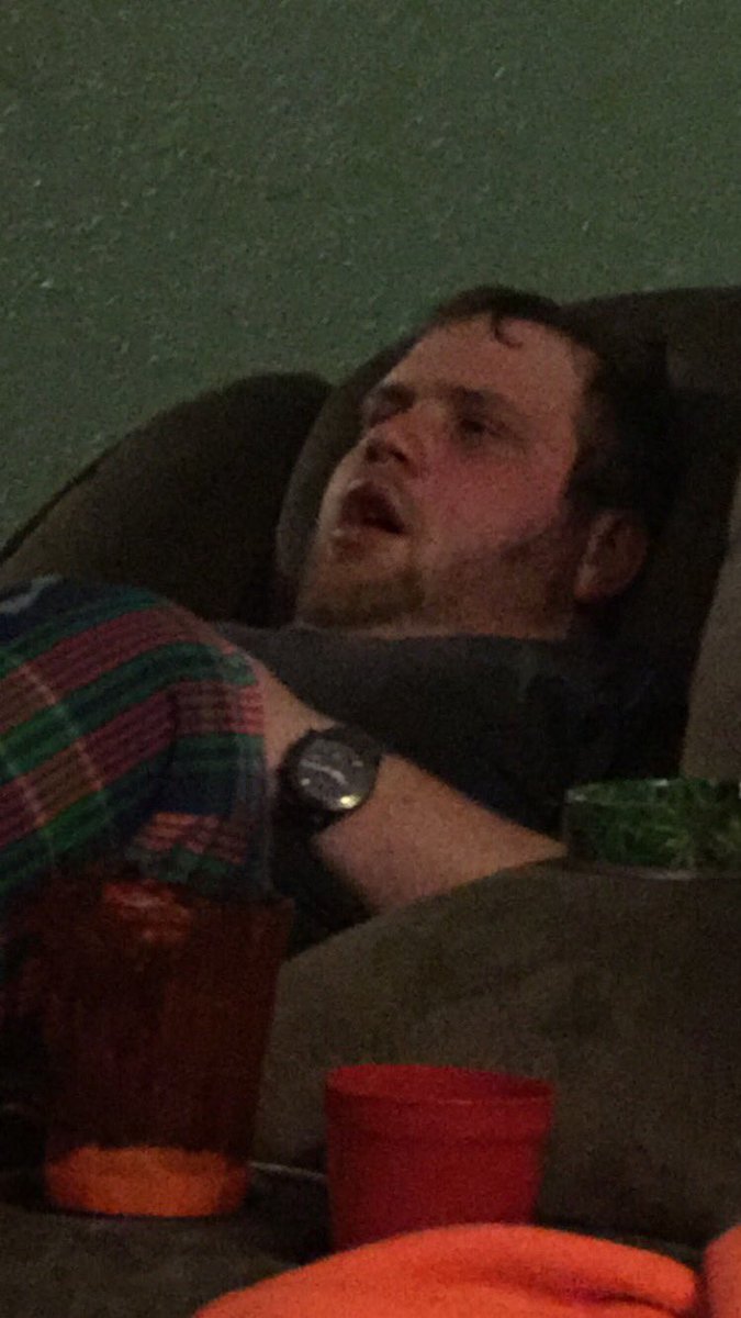 josh_sunder's tweet photo. Ready 4 BEER #brothersstcloud #UPshow https://t.co/6N9yp0cxk8