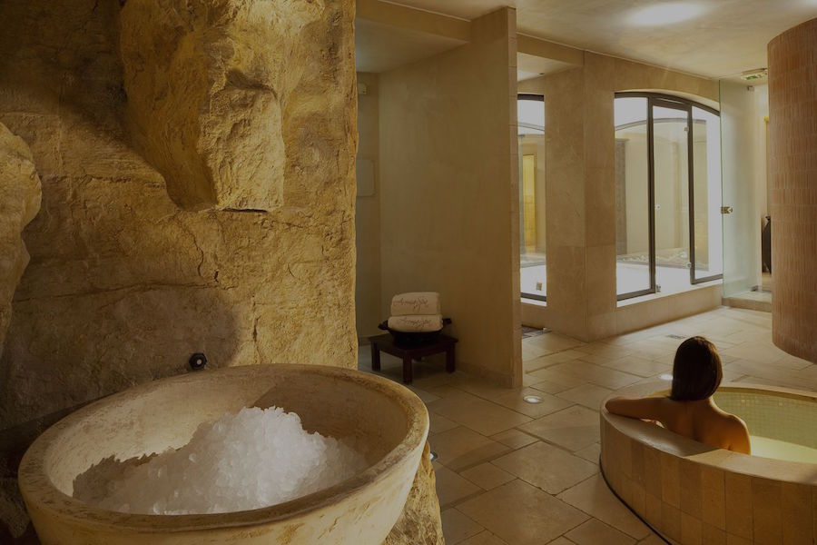 AzurVibes's tweet photo. #Weekends are all about #SpaDay's, aren't they? #AzurVibes https://t.co/3iPBUfdoz6 https://t.co/xVwYmucr7u
