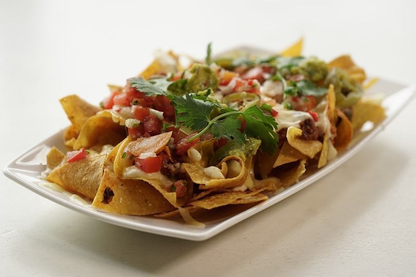 LET'S EAT NACHOS!

Have a crunchy nachos weekend with friends only at #AmberChocolateBar

#AmberNachos #Machos #Lig…