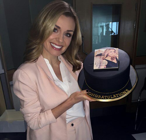 TallMartinH's tweet photo. Congrats to @KathJenkins on her record 12th #1 in the classical albums chart! #Celebration https://t.co/u0aJen1C0e https://t.co/IrnPLkurUo