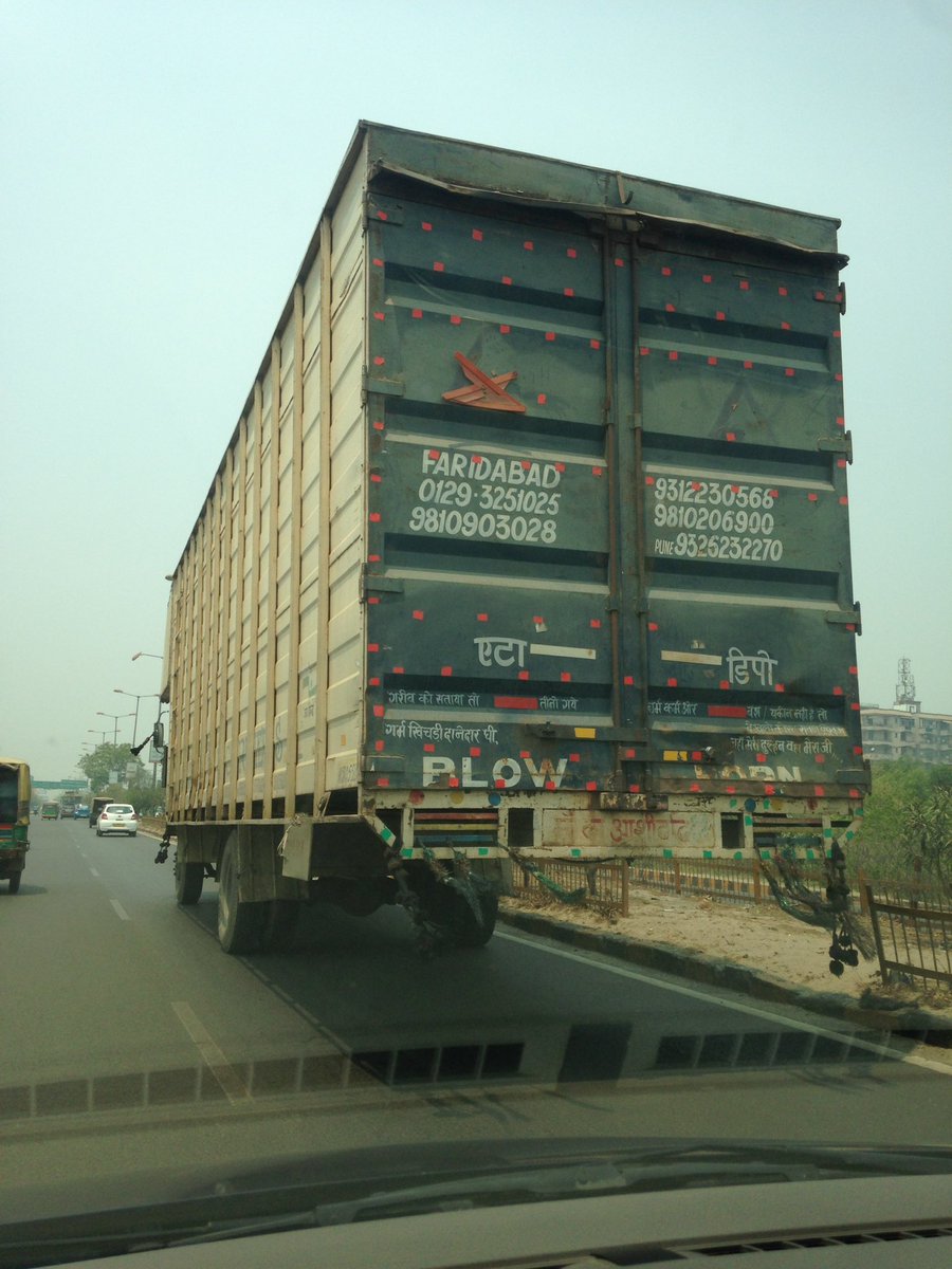 adits06's tweet photo. Without number plate truck entering in Delhi from Gazipur border. #traffic #Delhi #delhiPolice @DelhiPolice https://t.co/TGSpLF3ggf