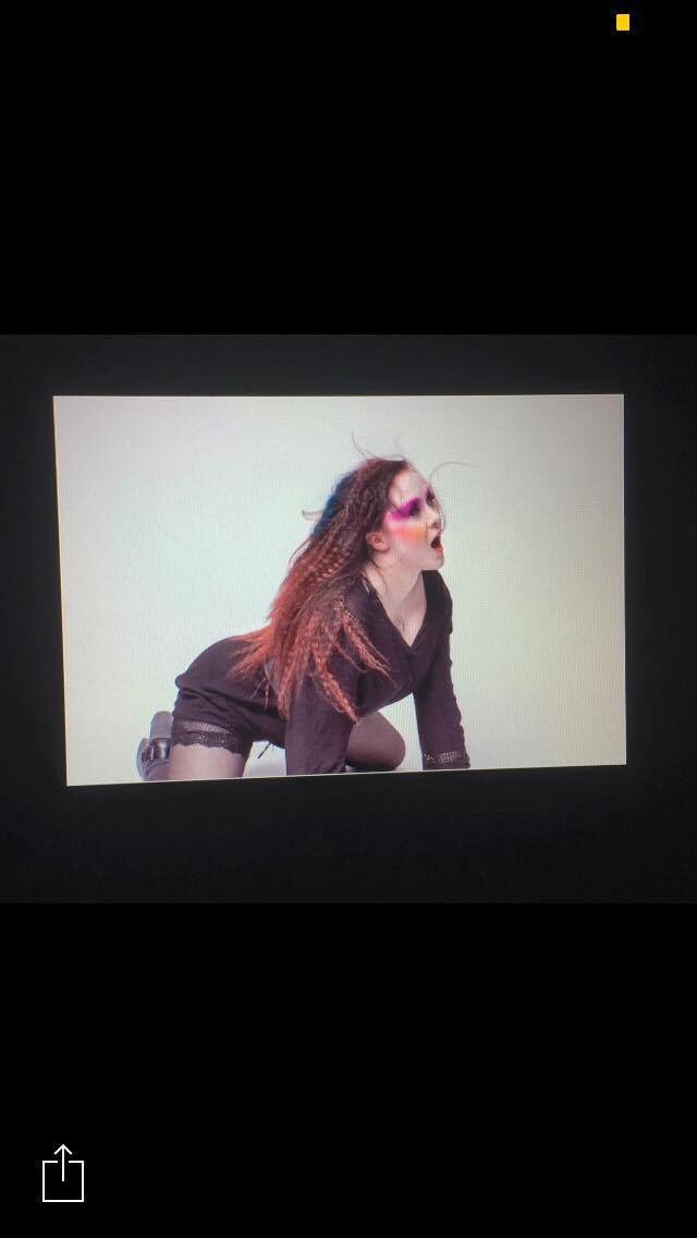 SparkMyColour's tweet photo. Hilarious times with Emma yesterday in the studio 😂 such a wee babe 😂 https://t.co/jeNIMcFuQG