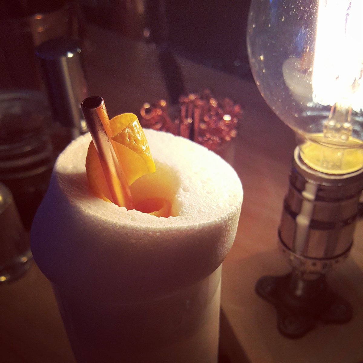 A kind of perfection...
#RamosGinFizz #ynk #nightlife #cocktails #craftcocktails #mixology #lifestyle #luxury #EAG