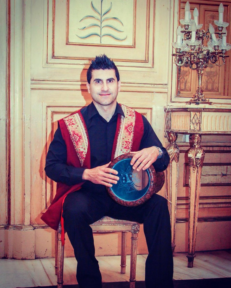 ArattaEnsemble's tweet photo. Y Juanfra toca los instrumentos de percusión 🎶🎵 ¡Ya estamos todos! 😄 https://t.co/PVRwRWjBFt