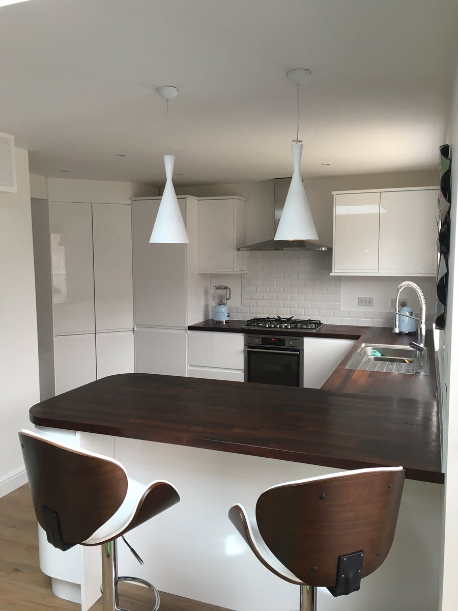badaBIMrw's tweet photo. @Wickes I love my kitchen because now the family can cook and hang out in the same room! #Lovemykitchen https://t.co/af7ihma2iB