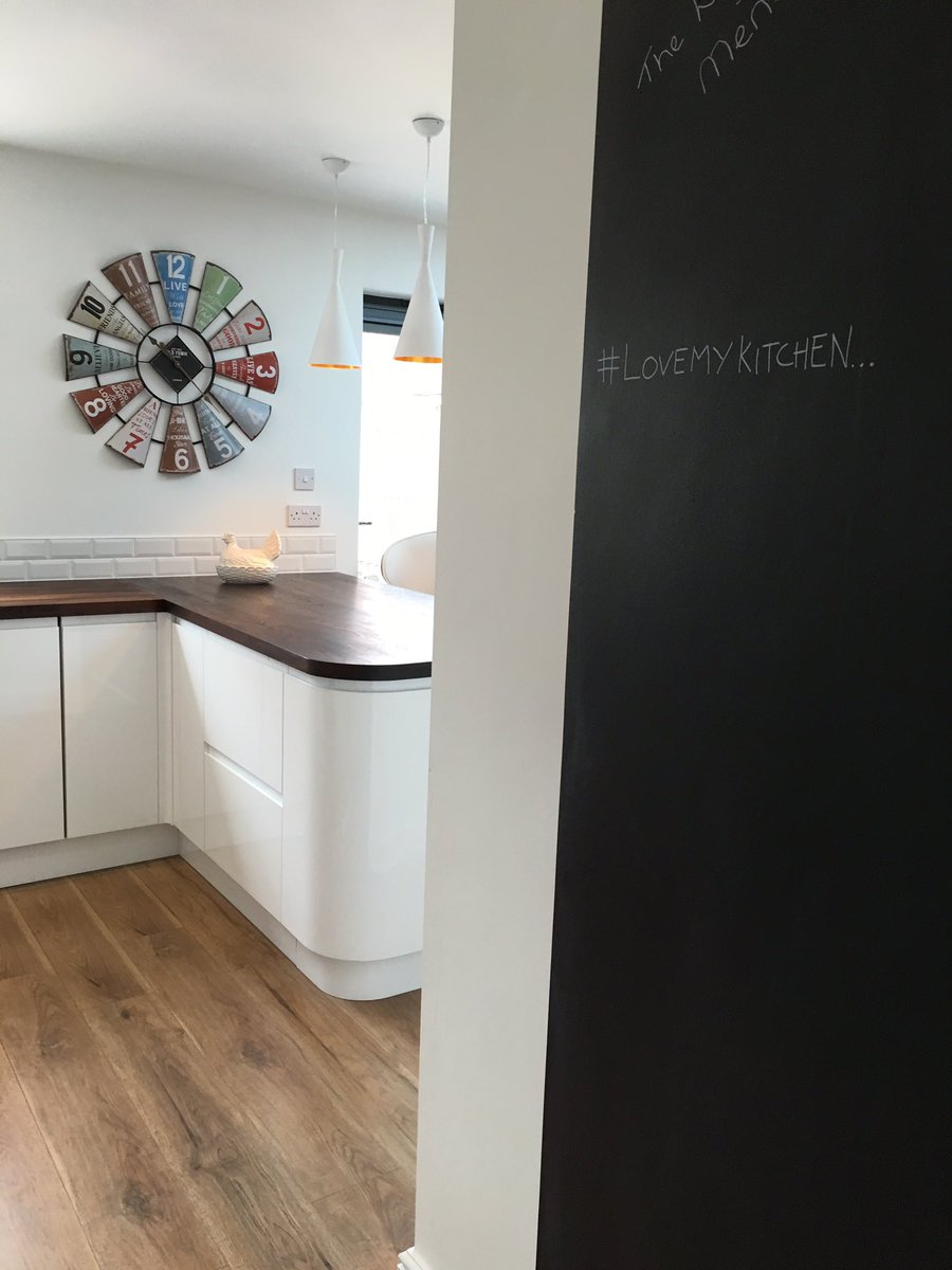badaBIMrw's tweet photo. @Wickes I love my kitchen because now the family can cook and hang out in the same room! #Lovemykitchen https://t.co/af7ihma2iB