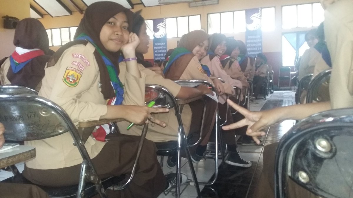 Imar_MMIZMY's tweet photo. Simulasi mubal (SeBha) @Scout14Vhs @dkrbubat_bdg @dkckotabandung @pramukaupdate @pramuka_jabar @kwarnas #PRC_2016 https://t.co/oUKEywqZZq