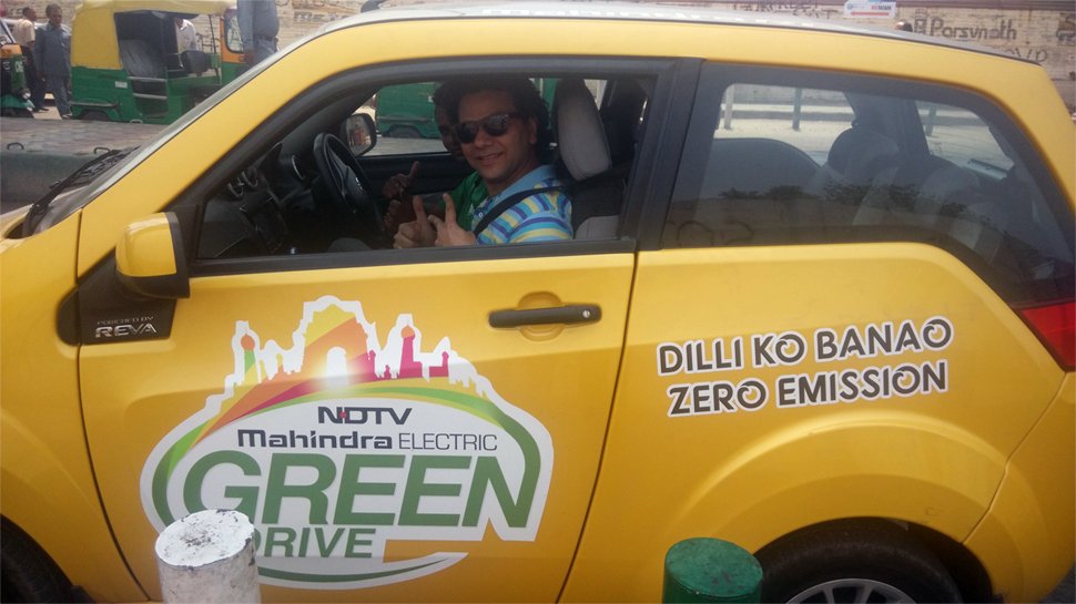 ManMojiManav's tweet photo. @MahindraReva @ndtv Just took my #enviornment friendly #MEGreenDrive #green #drive at Pitampura Metro gr8 initiative https://t.co/1li20D7RtI