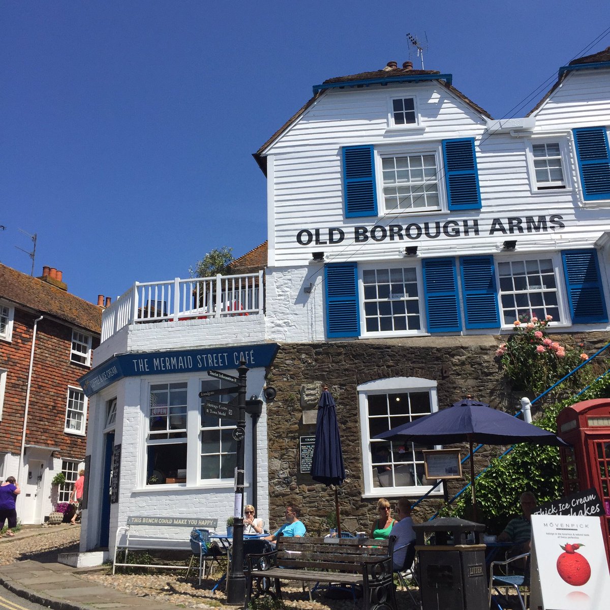 On the bar <a href="/OldBoroughArms/">Old Borough Arms</a> 2nite from 6. If u h8 banks but luv bank holidays,come see me . Let's talk about it.x